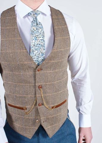 Fratelli Robbie Men’s Green Tweed Suit with Marc Darcy Ted Tan Tweed Waistcoat - Suits