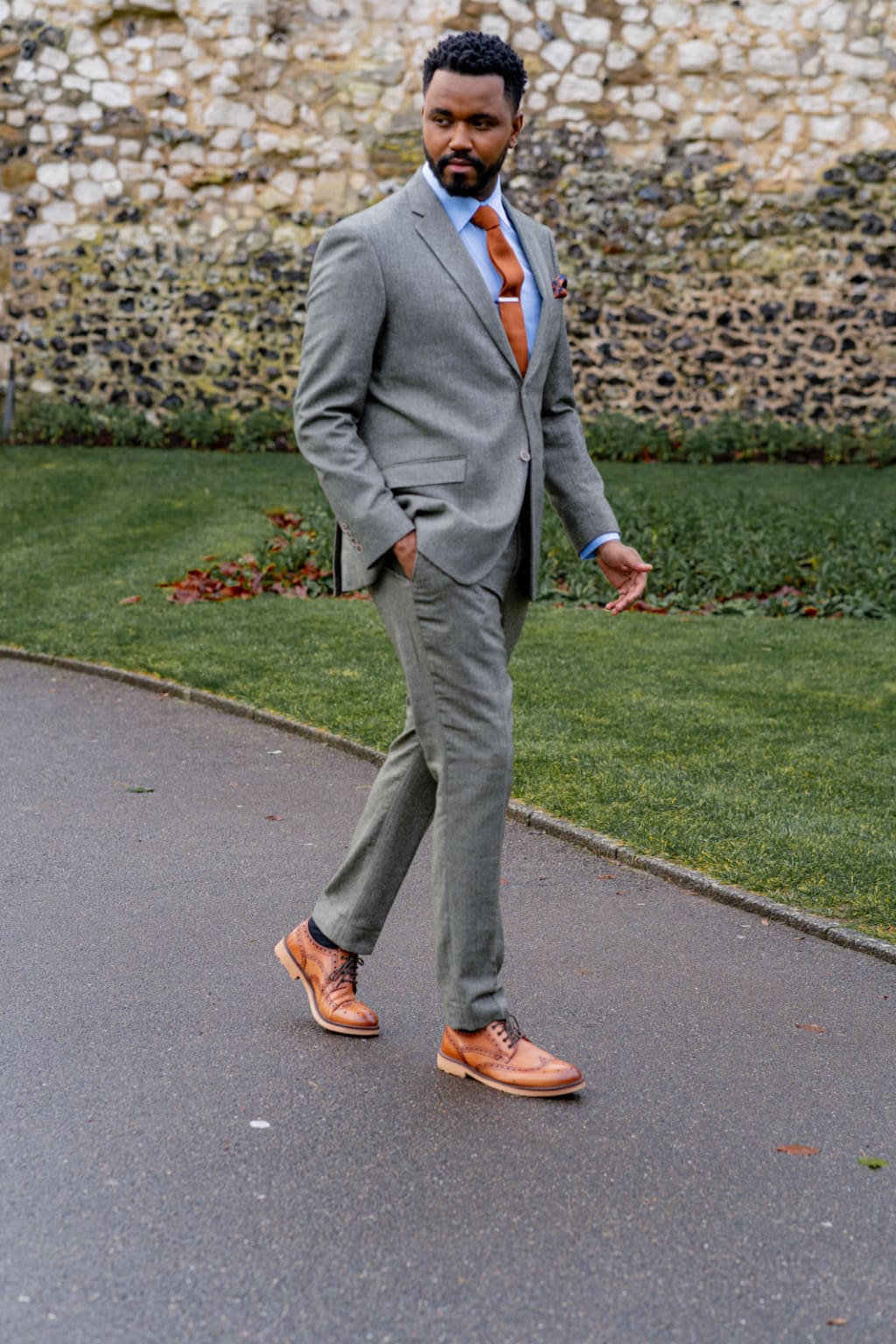 brown dress shoes grey suit What Shoes to Wear With a Grey Suit for Every Occasion