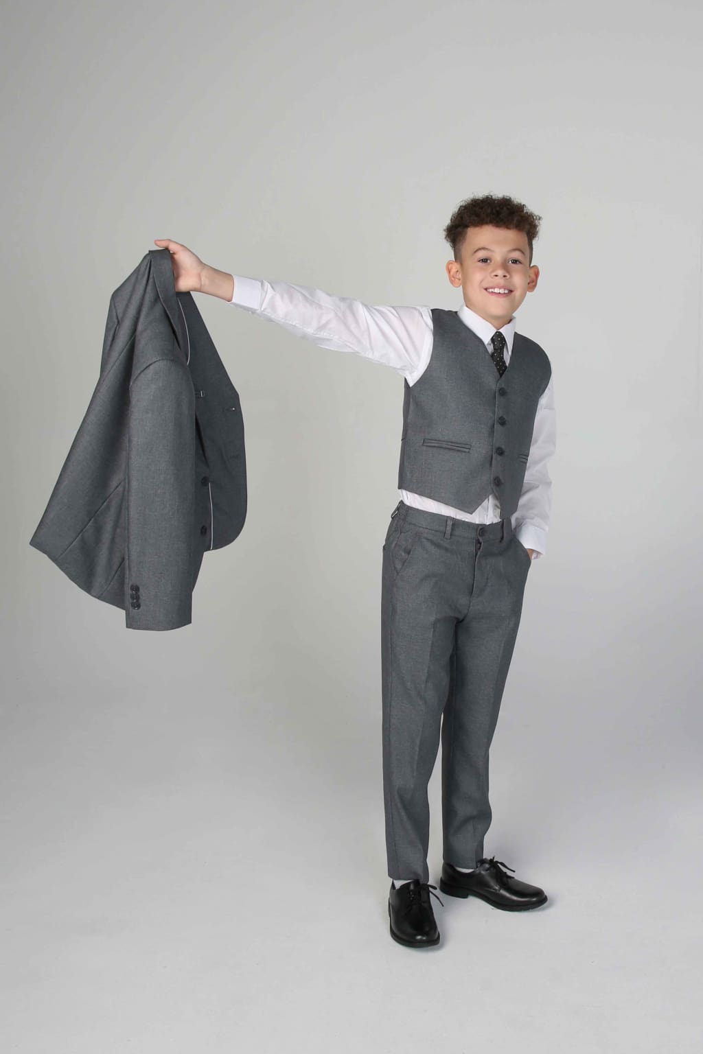 Device - Boy’s Grey 5pc Suit