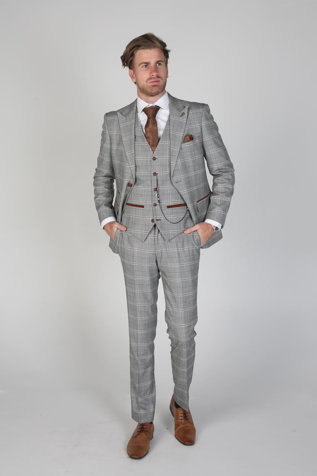 Francis Grey Men’s Three Piece Suit - Product