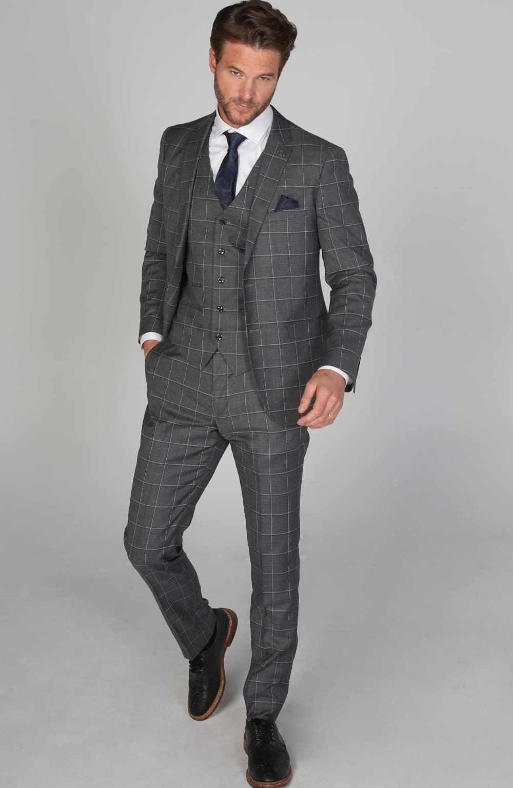 Hobbs Grey Men’s Three Piece Suit