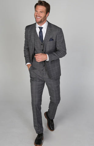 Hobbs Grey Men’s Three Piece Suit